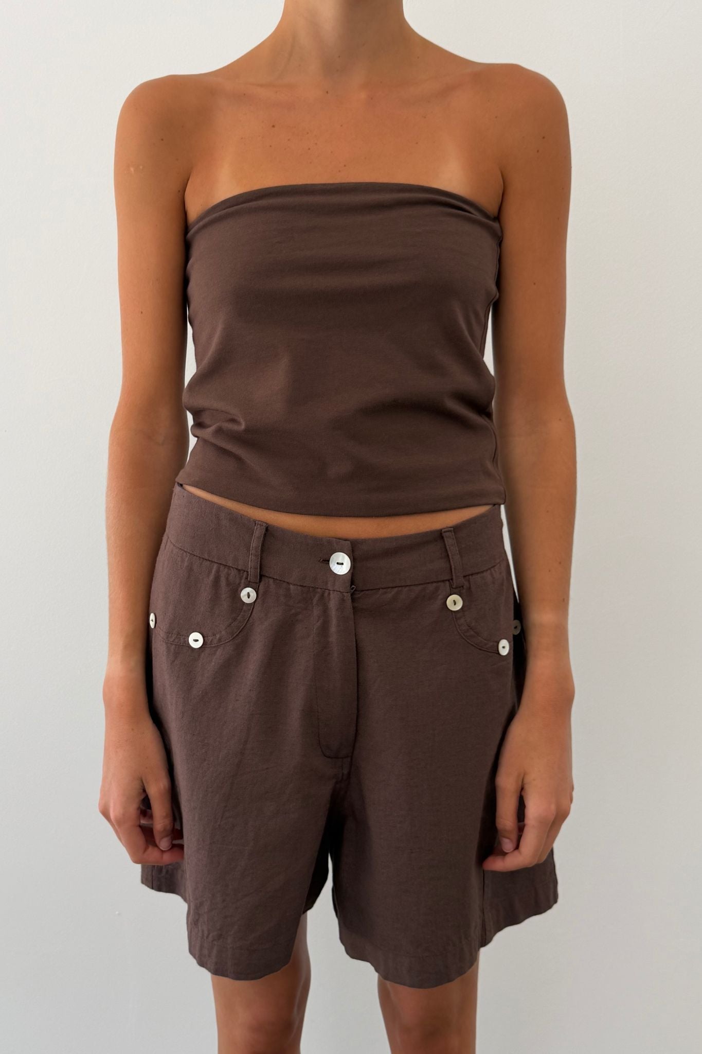Shorts Botones Nácar Marrón