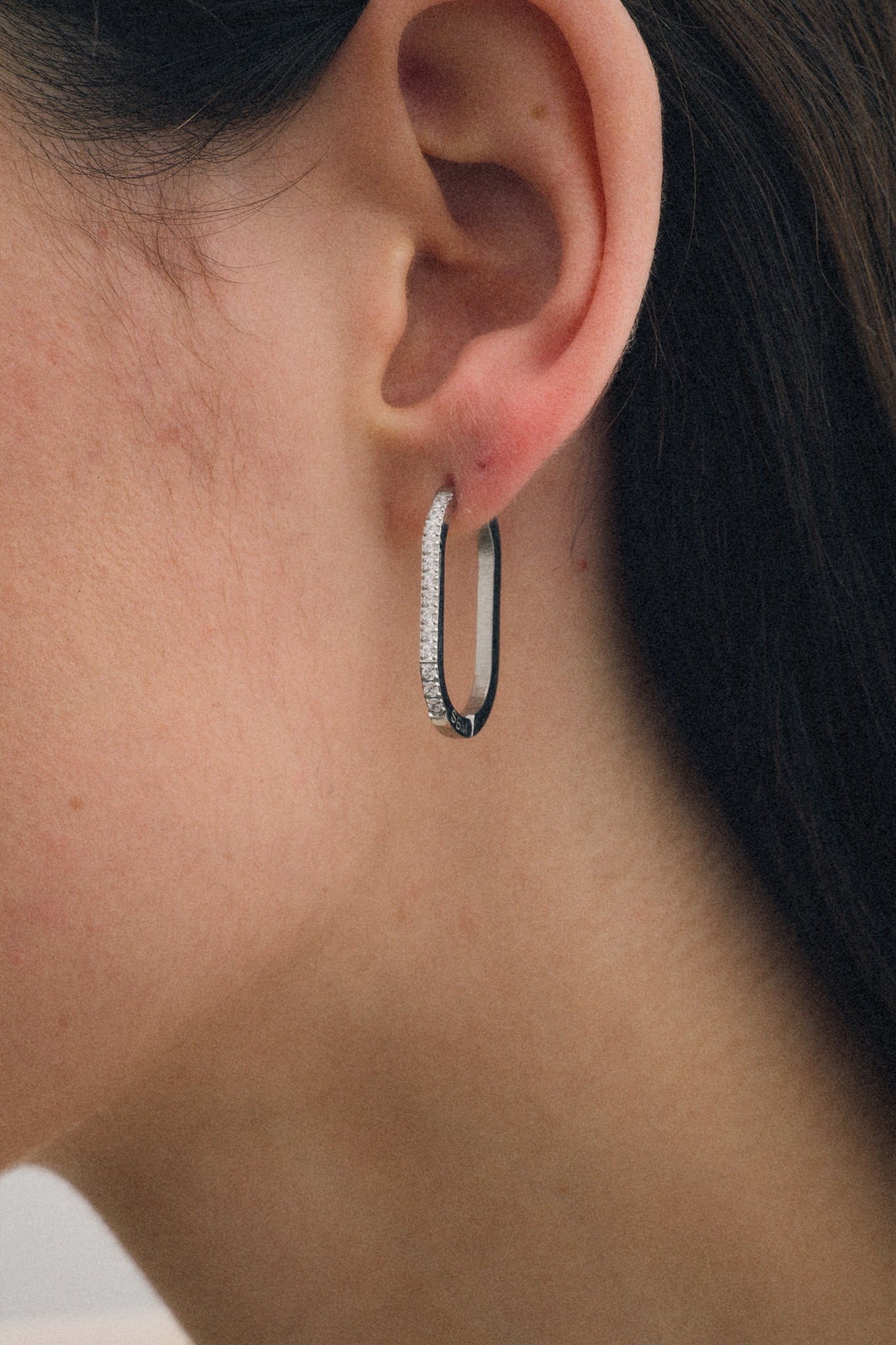Oval Zircon Earring 43mm (Unit)