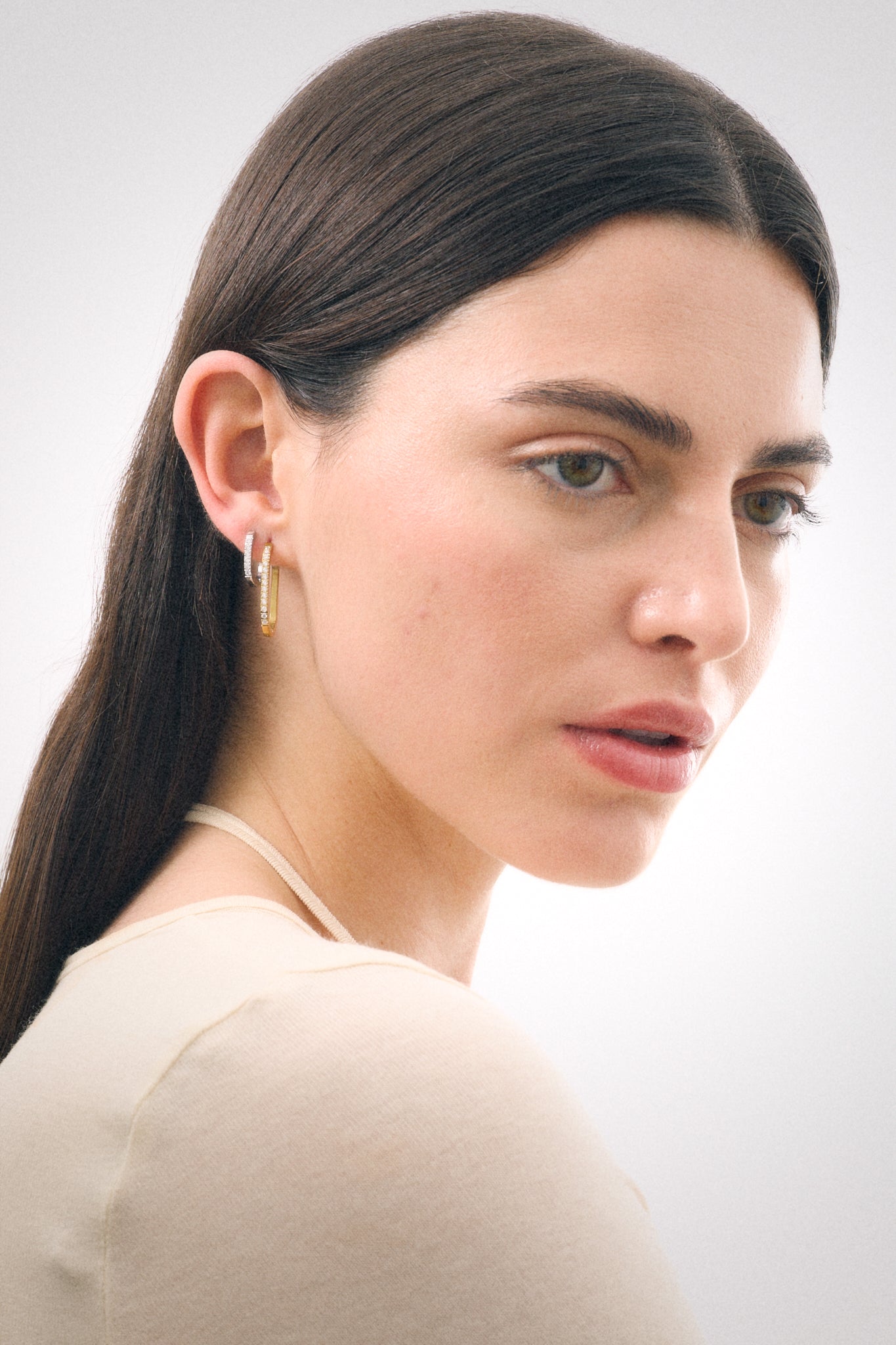 Oval Zircon Earring 43mm (Unit)