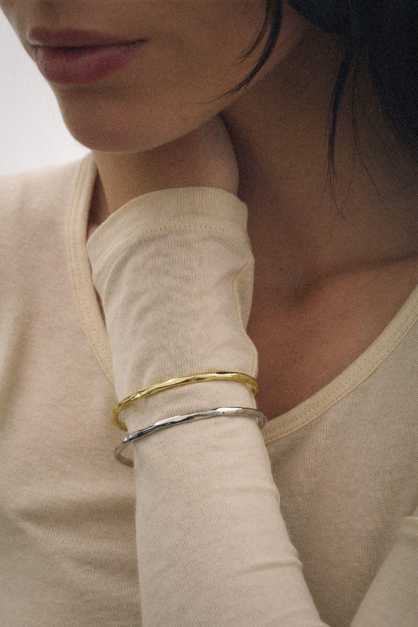 Thin Irregular Bracelet