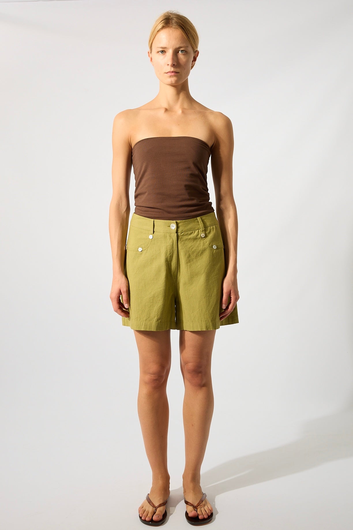 Shorts Botones Nácar Verde