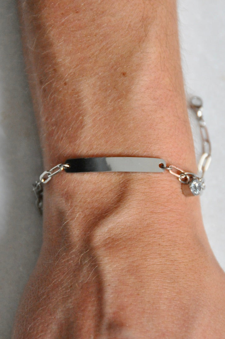 Customizable Links Bracelet