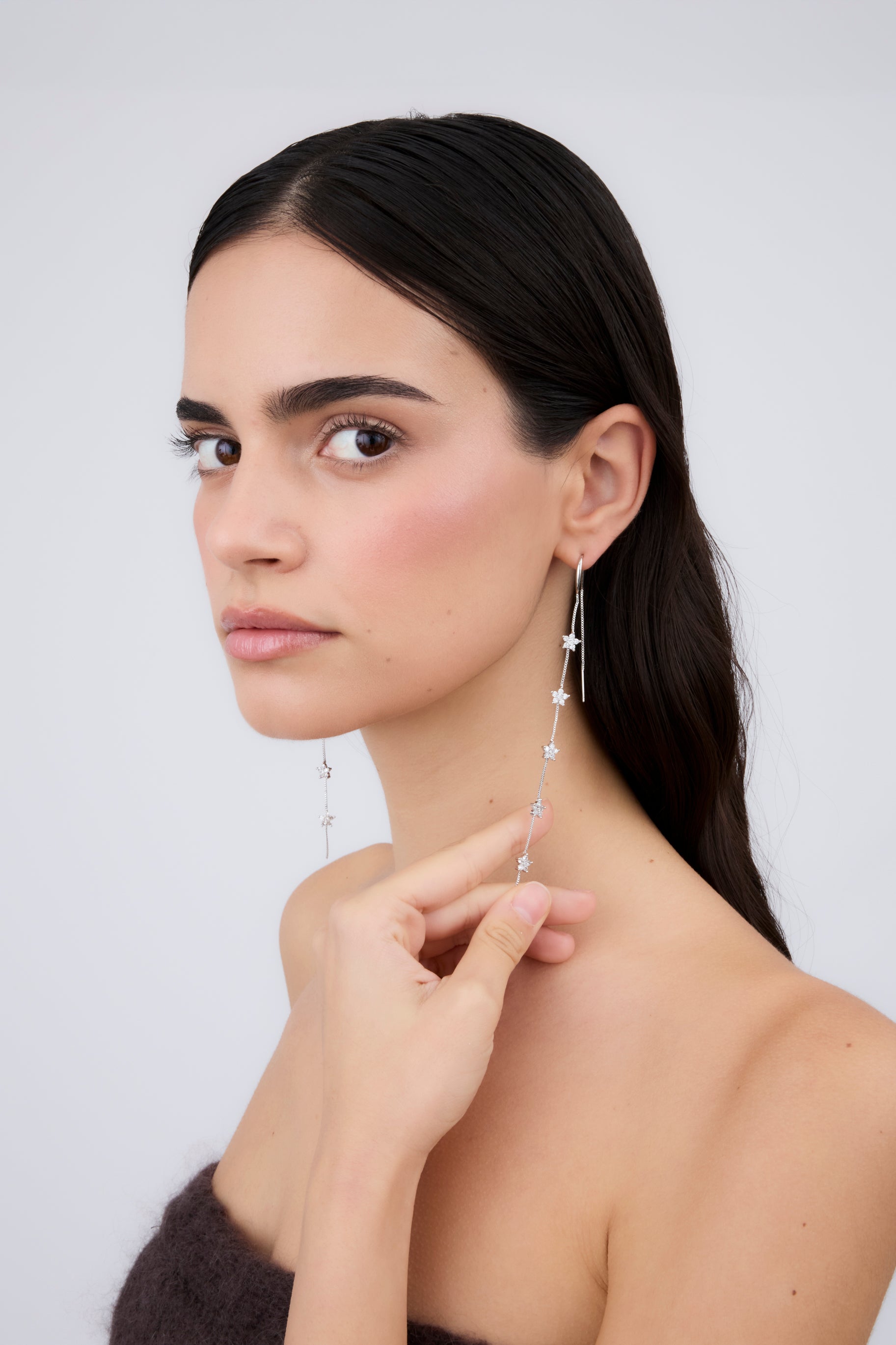 Pendiente Doble Cadena Flores (Unidad)