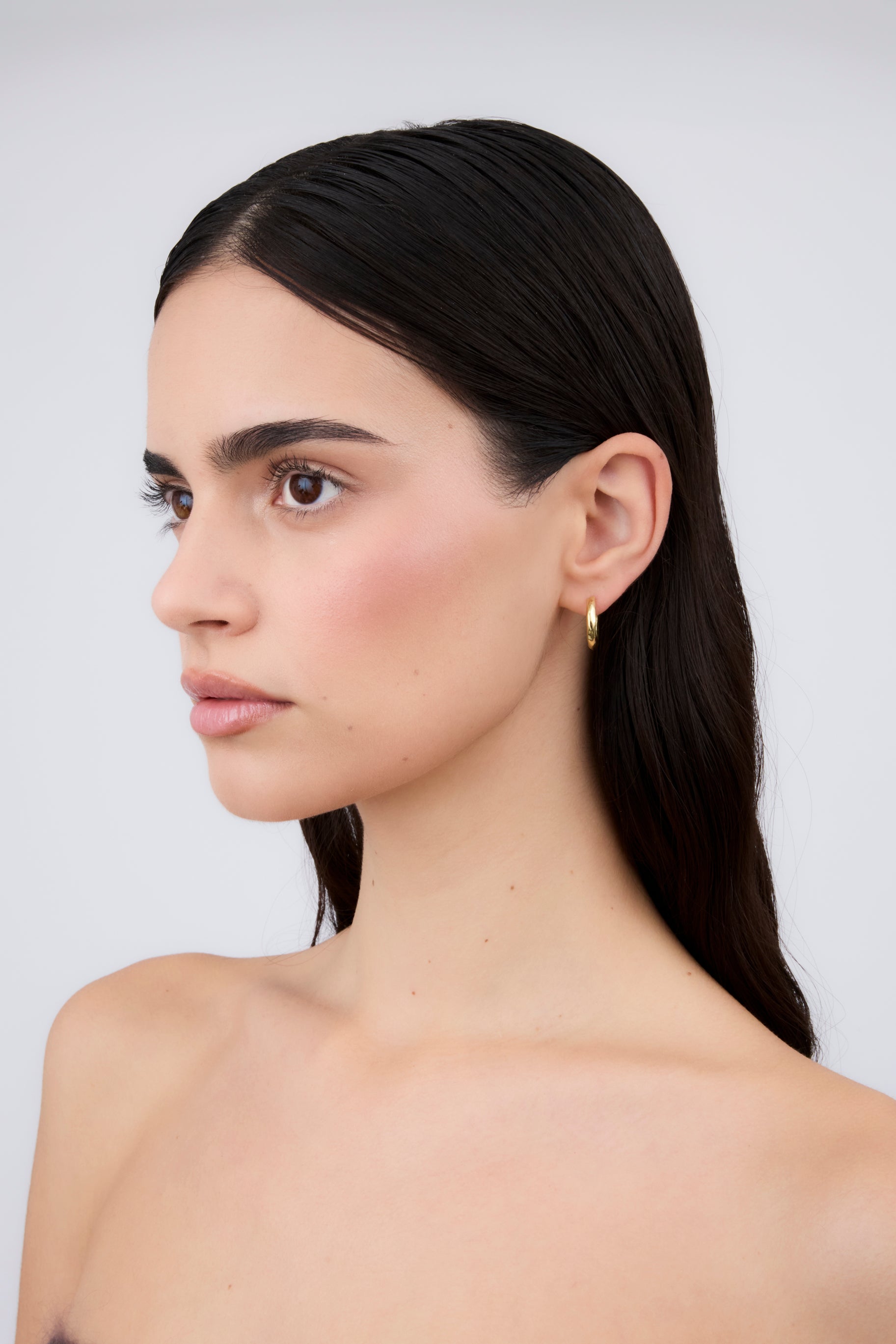 Mini boucle d'oreille irrégulière 12 mm