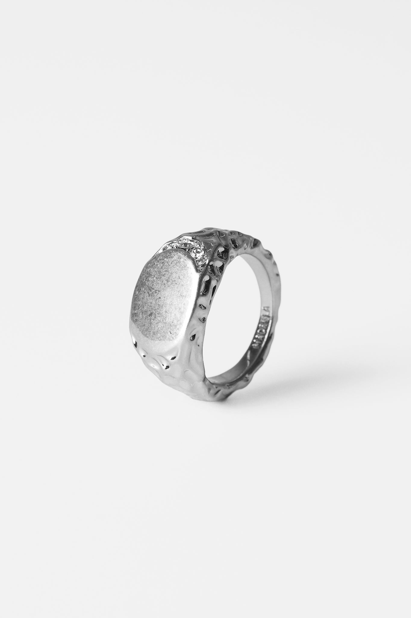 Anillo Irregular Ovalado