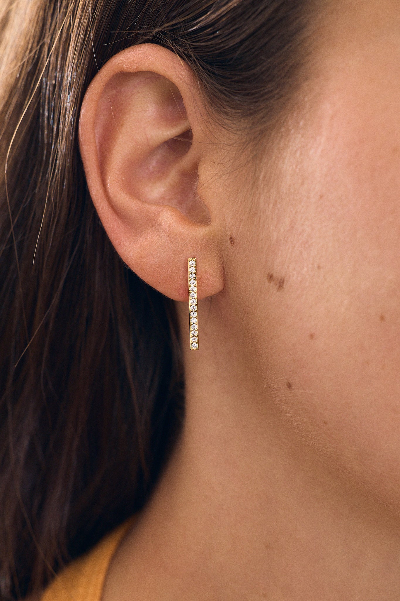 Boucle d'Oreille Barre Zircon S