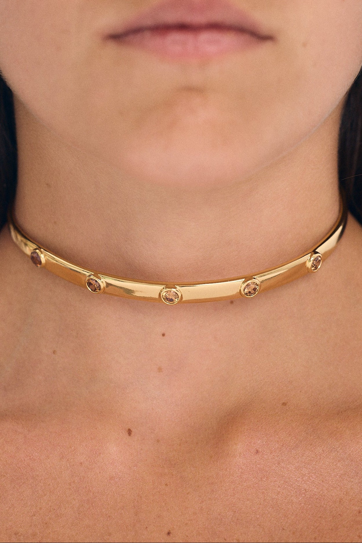 Choker Circonitas Marrones