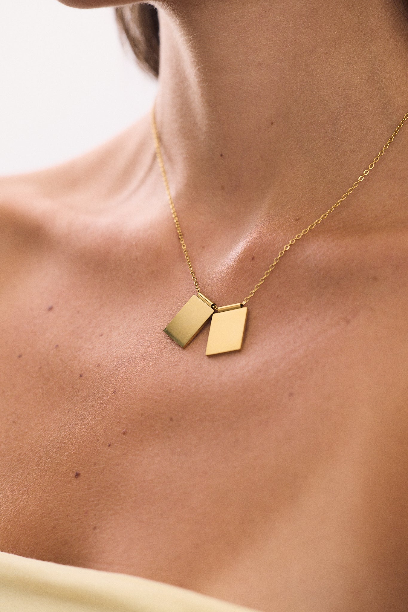 Collar Chapita Doble