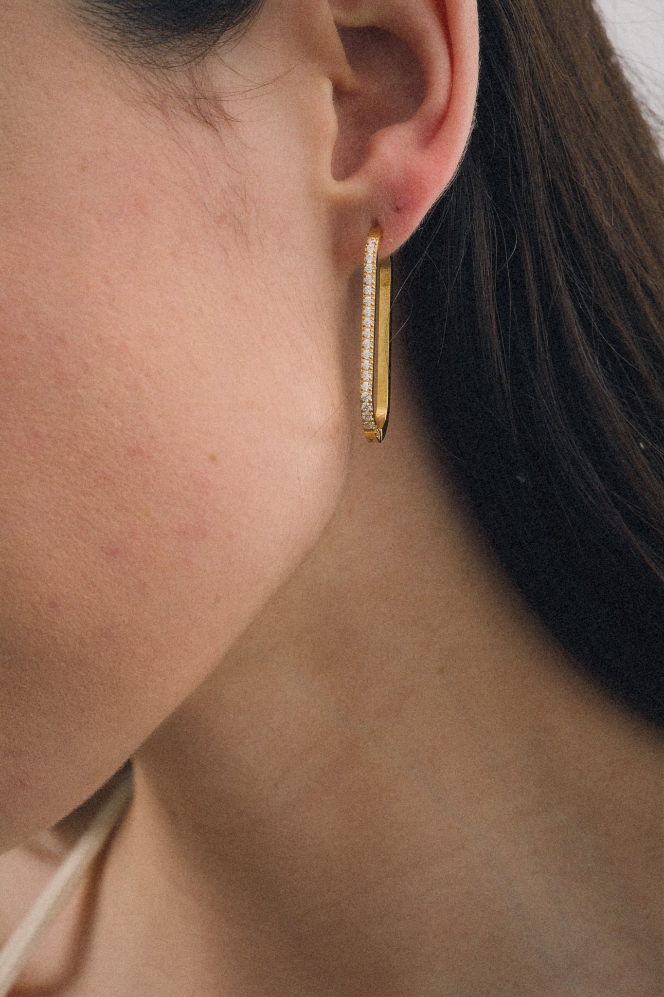Oval Zircon Earring 50 mm (Unit)