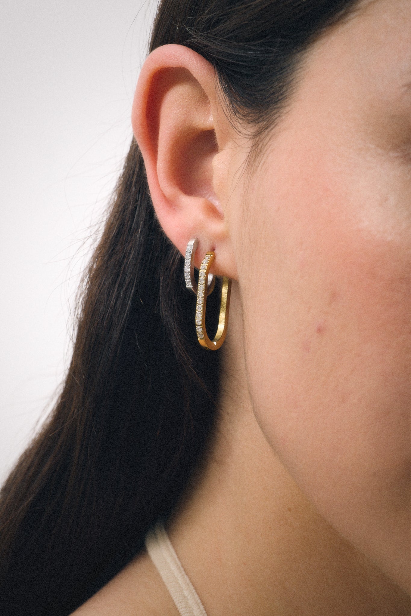 Oval Zircon Earring 43mm (Unit)