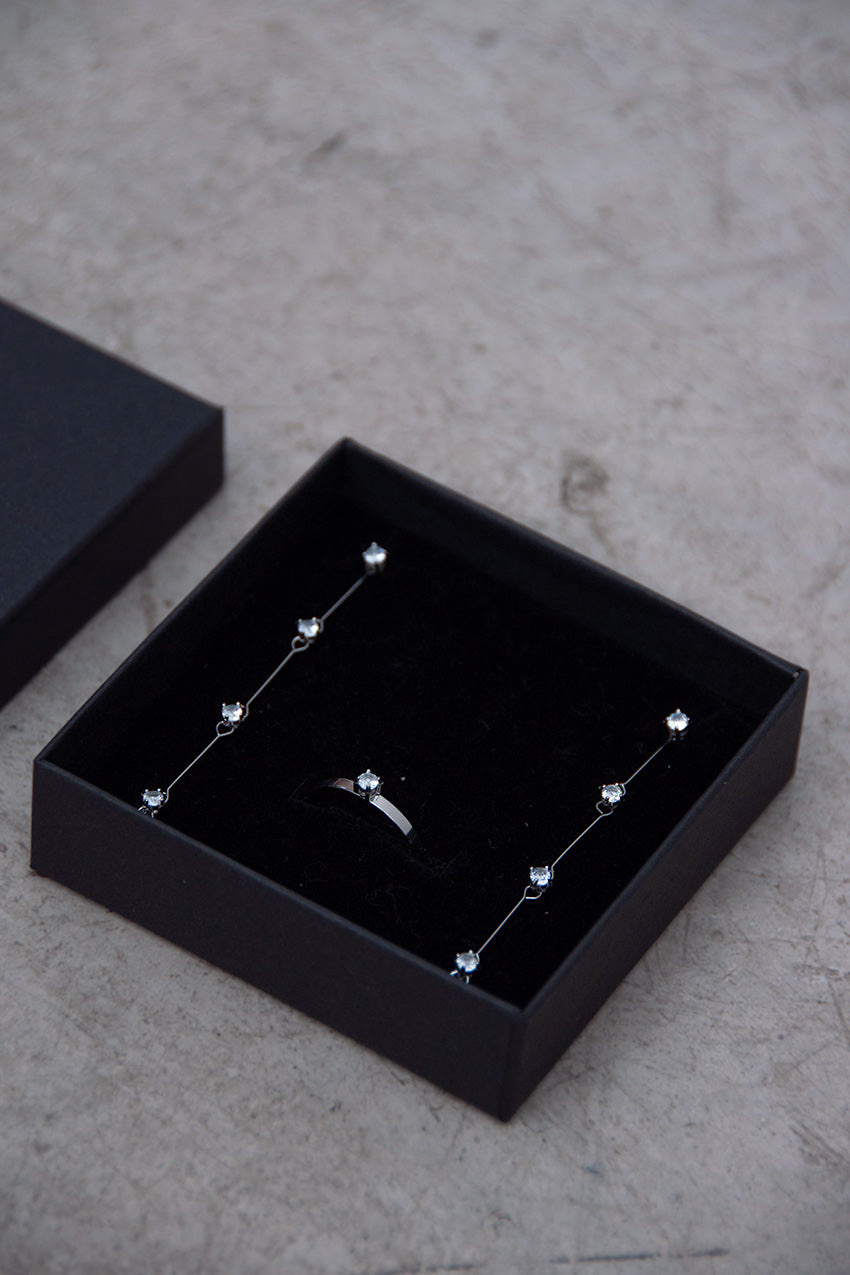 Set Earrings + Ring Zircon