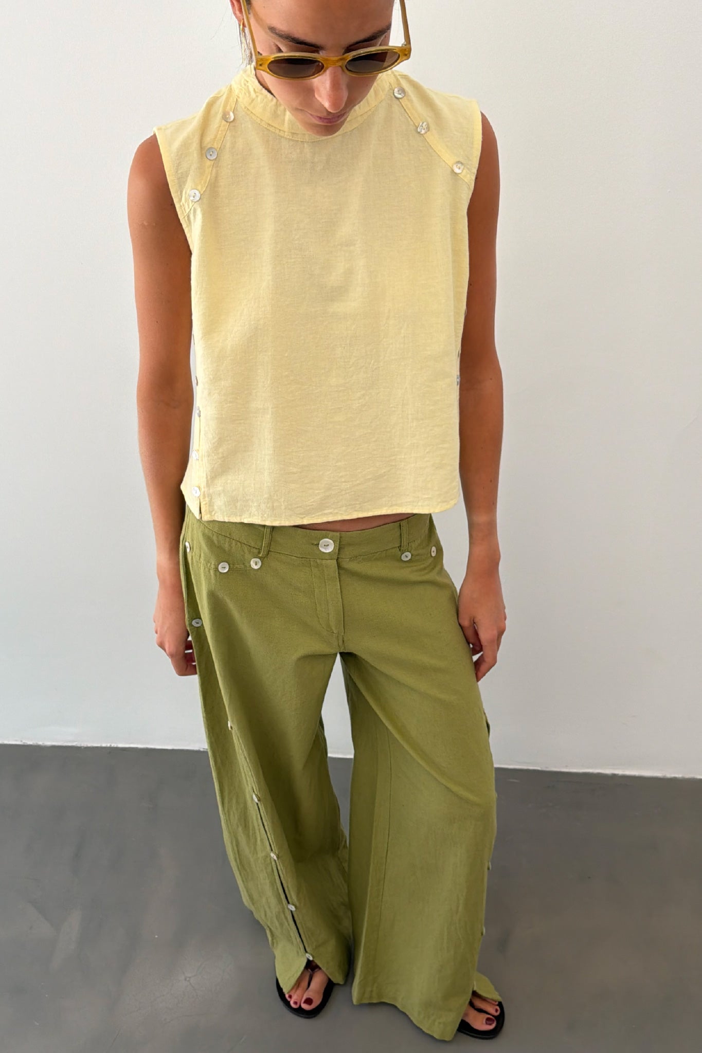 Nacar Buttons Yellow Top