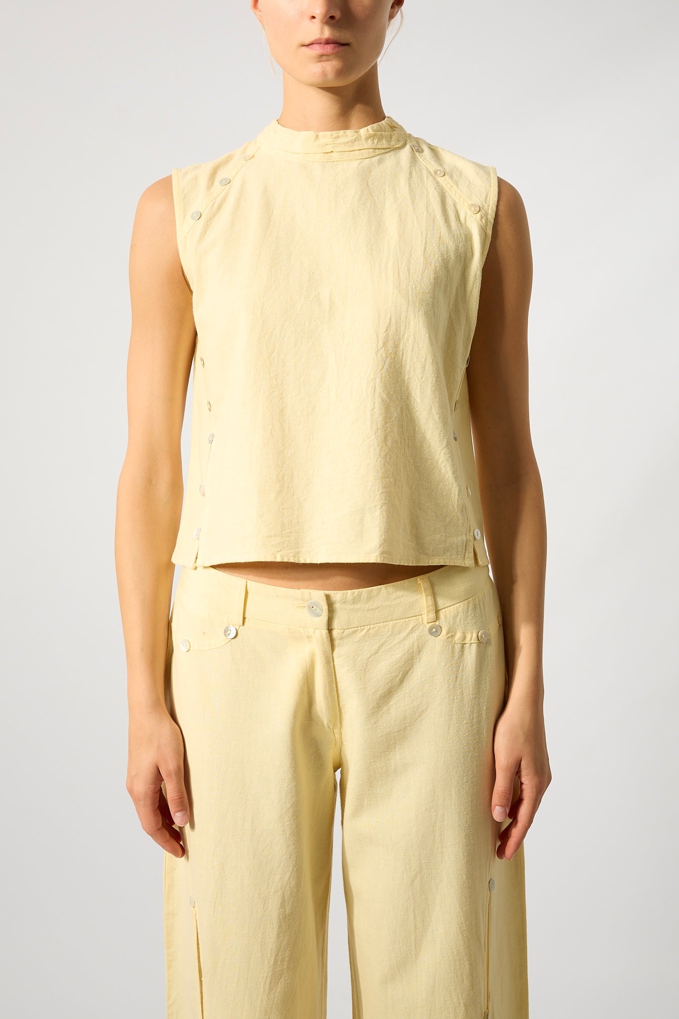 Nacar Buttons Yellow Top