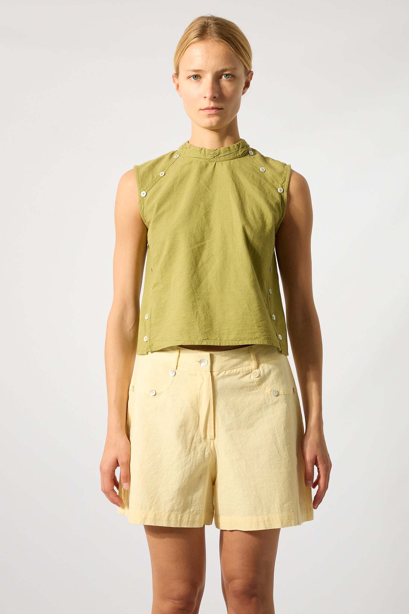 Nacar Buttons Green Top